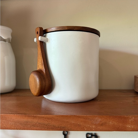NWOT Hearth & Hand coffee canister with spoon (DISCONTINUED) - Picture 4 of 12